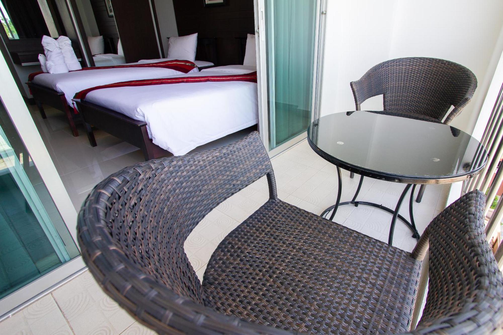 Valhalla Pattaya Hotel Haat Jomtien Eksteriør bilde
