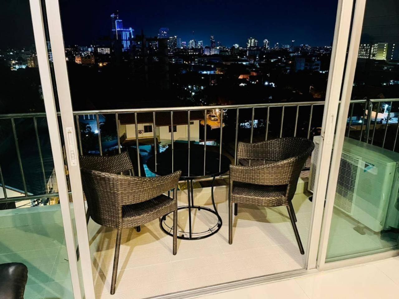 Valhalla Pattaya Hotel Haat Jomtien Eksteriør bilde